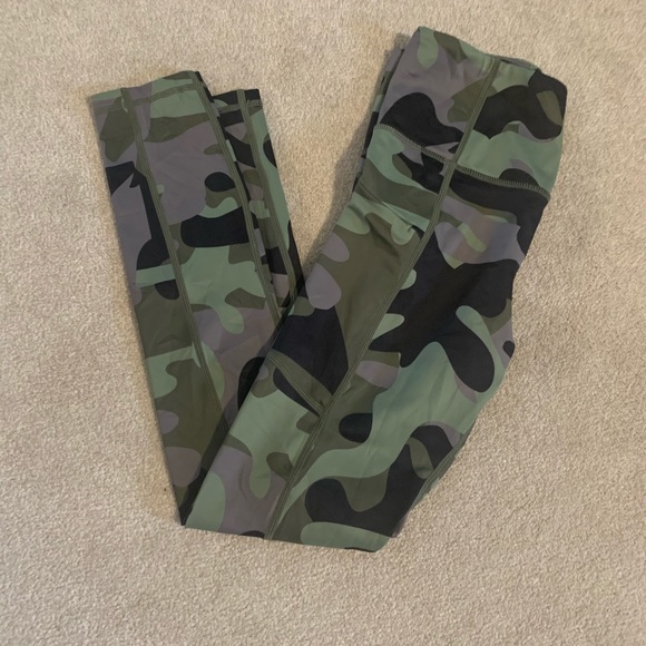 ZYIA Other - ZYIA Camo Light n Tights 7/8